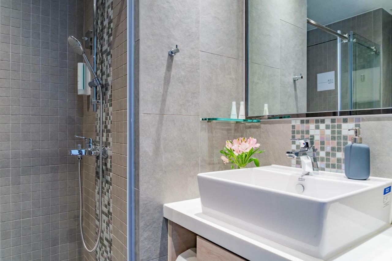 Hotel Purple Hong Kong Dış mekan fotoğraf